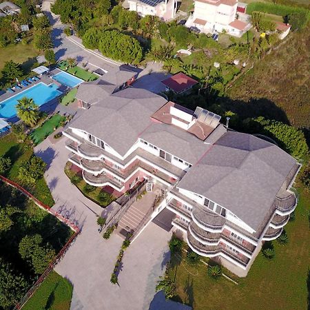 Ionion Star Hotel プレベザ エクステリア 写真